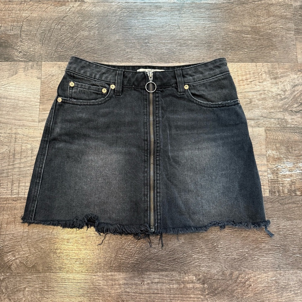 Free People Washed Black Zipper Front Denim Mini Skirt Size 25